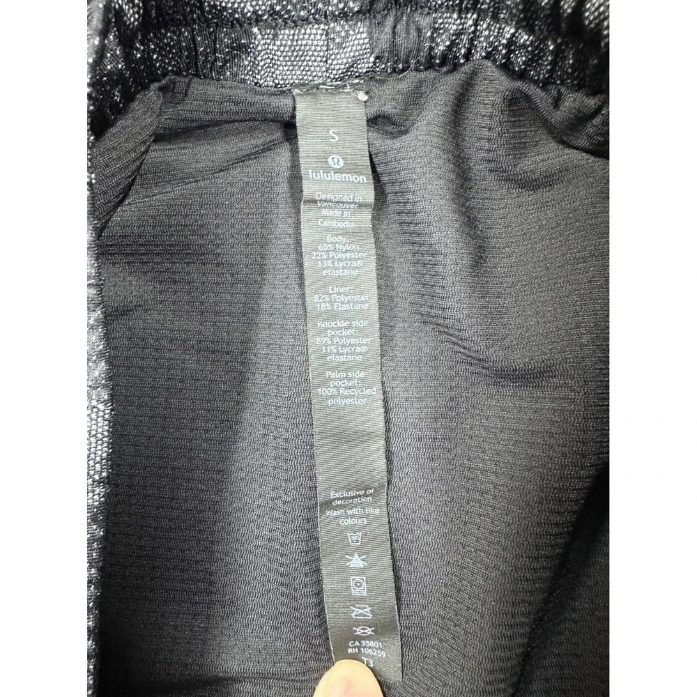 Lululemon THE Short 9 Lined Mens Small Grey Black Camo Athletic Training Running